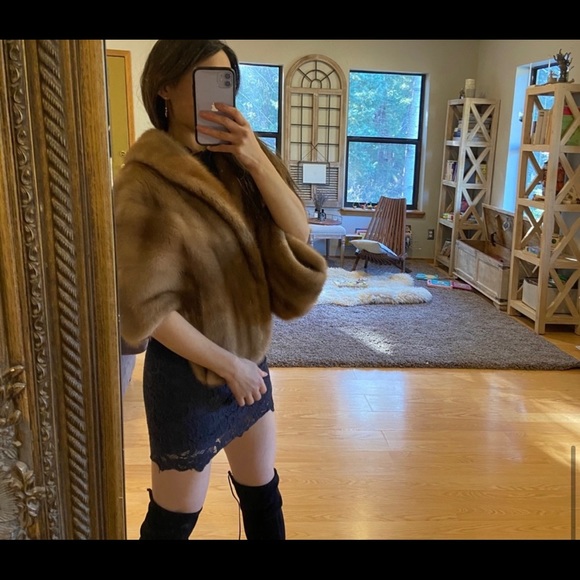 Vintage Mink Fur stole/shrug - Picture 2 of 7